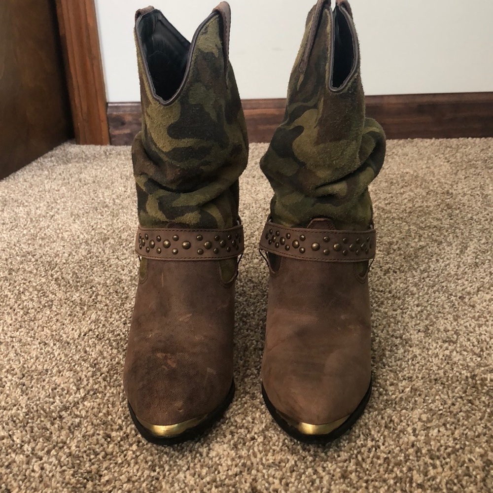 Dingo Alexis camo cowboy boot